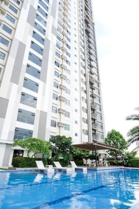 Horizon 101 A12 Shortwalk To Mango Avenue & Robinson Mall Cebu Екстер'єр фото