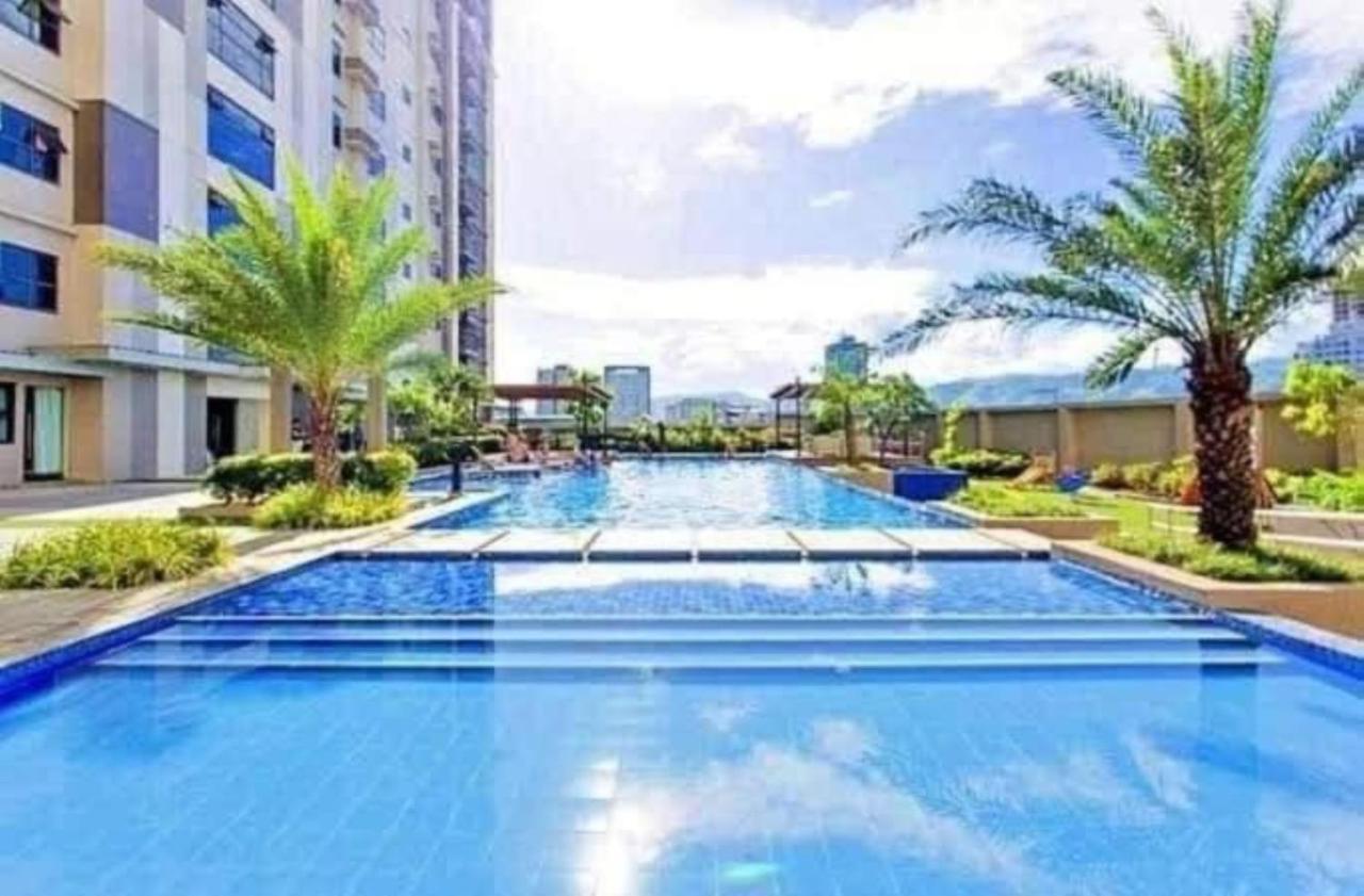 Horizon 101 A12 Shortwalk To Mango Avenue & Robinson Mall Cebu Екстер'єр фото